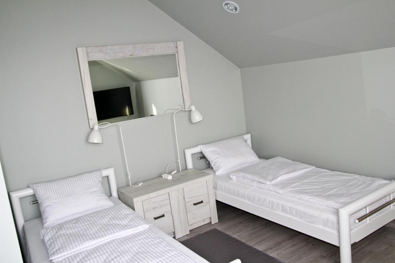Motel Lunar Oświęcim Esterno foto