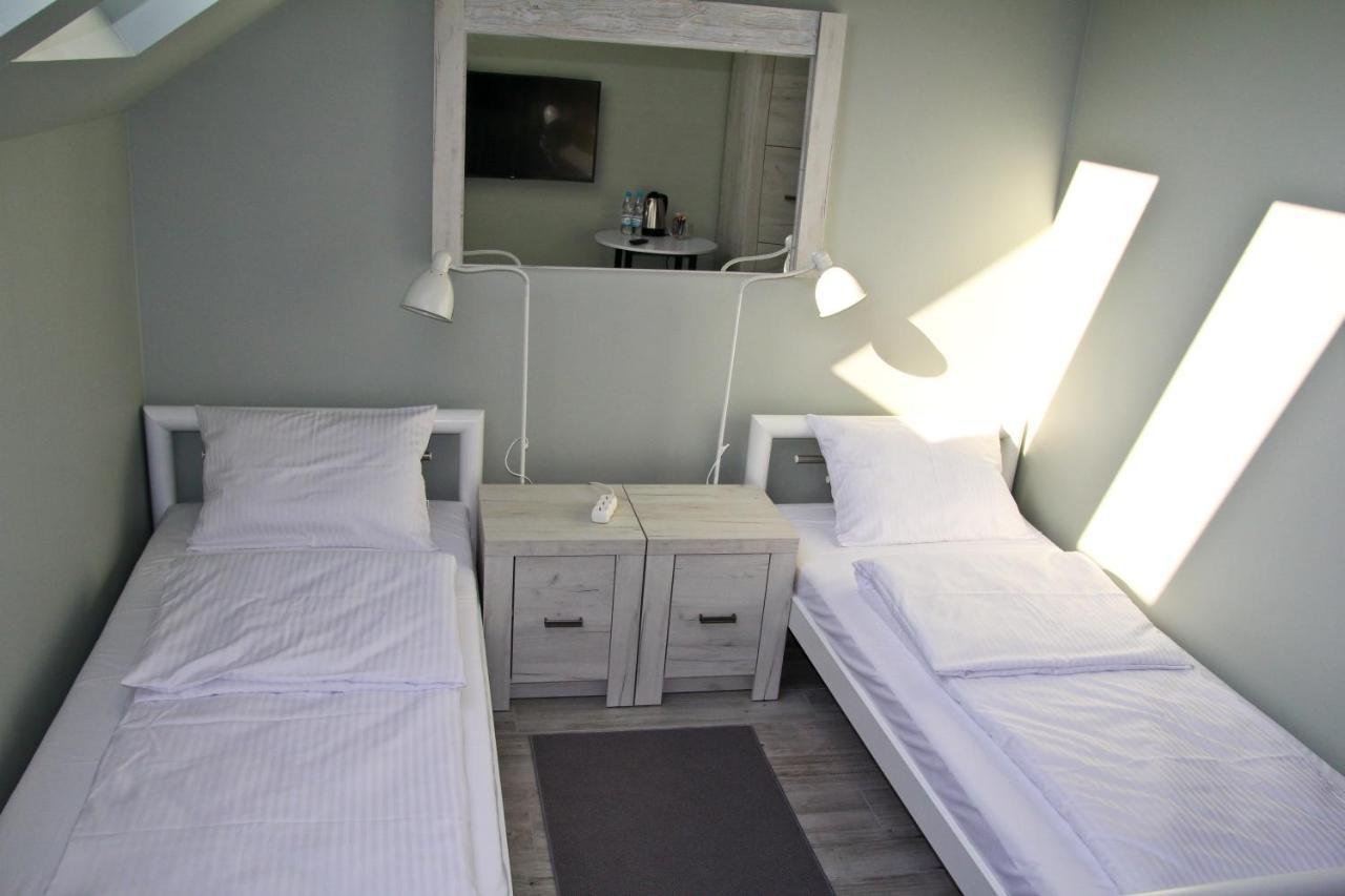 Motel Lunar Oświęcim Esterno foto