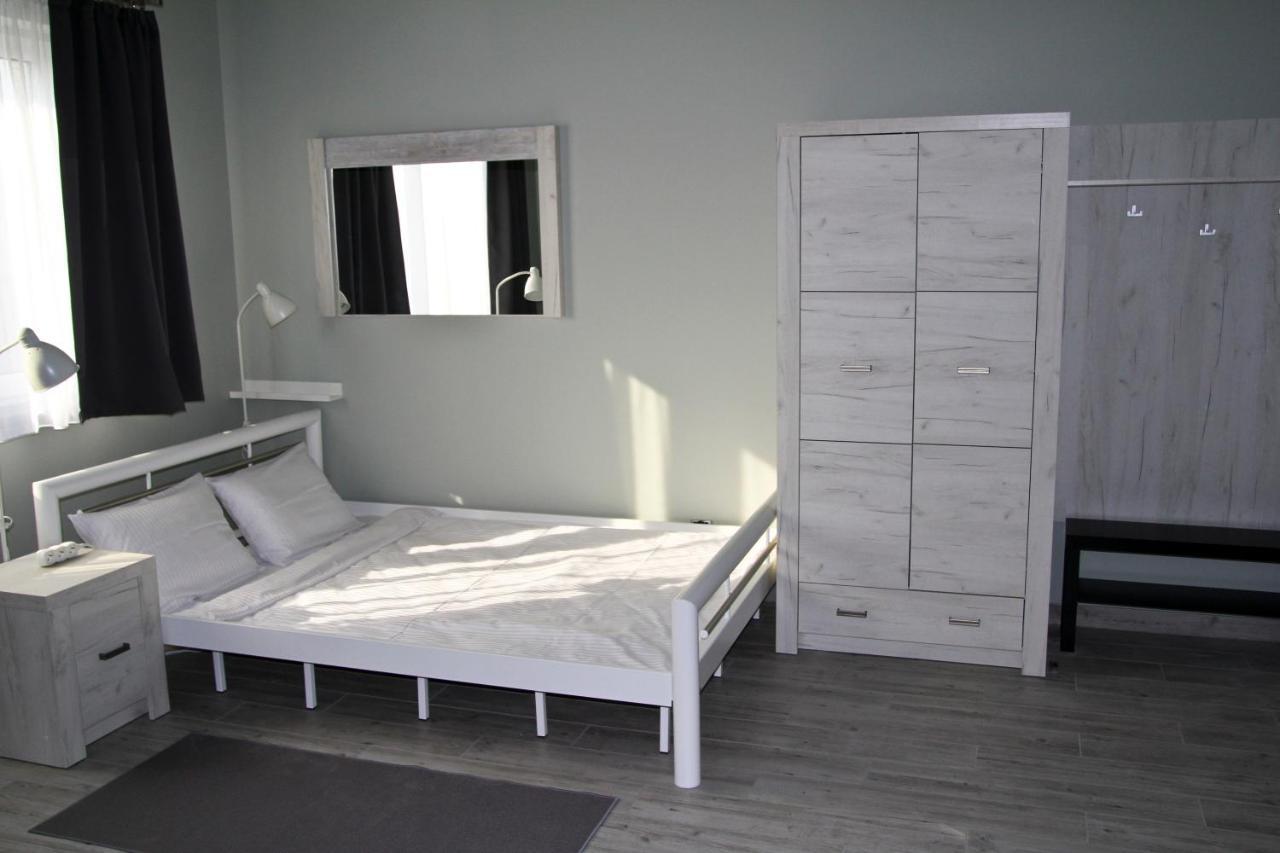 Motel Lunar Oświęcim Esterno foto
