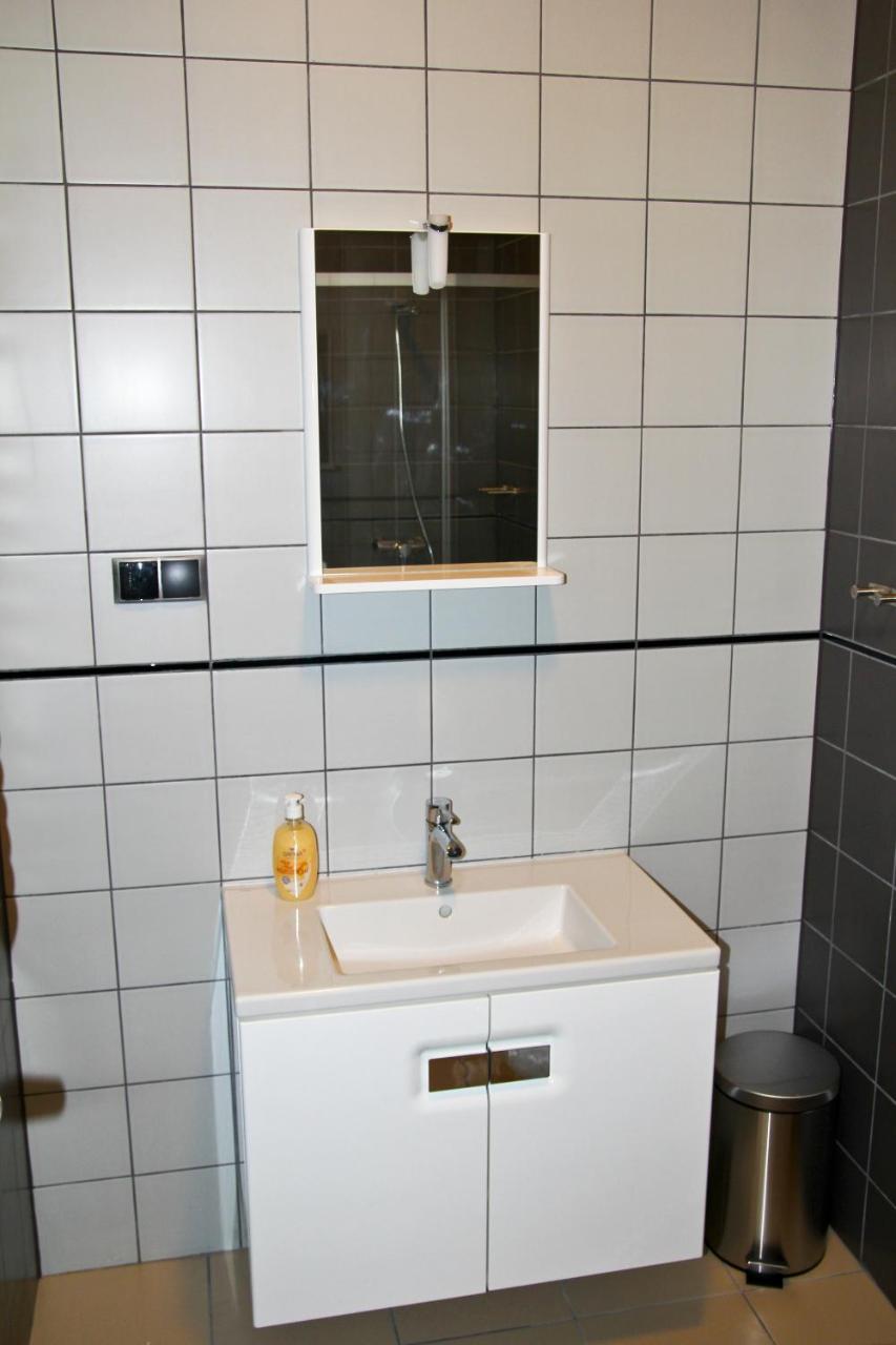 Motel Lunar Oświęcim Esterno foto